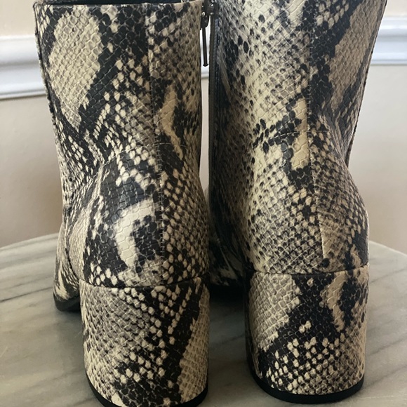 Ankle Boots - Picture 5 of 8